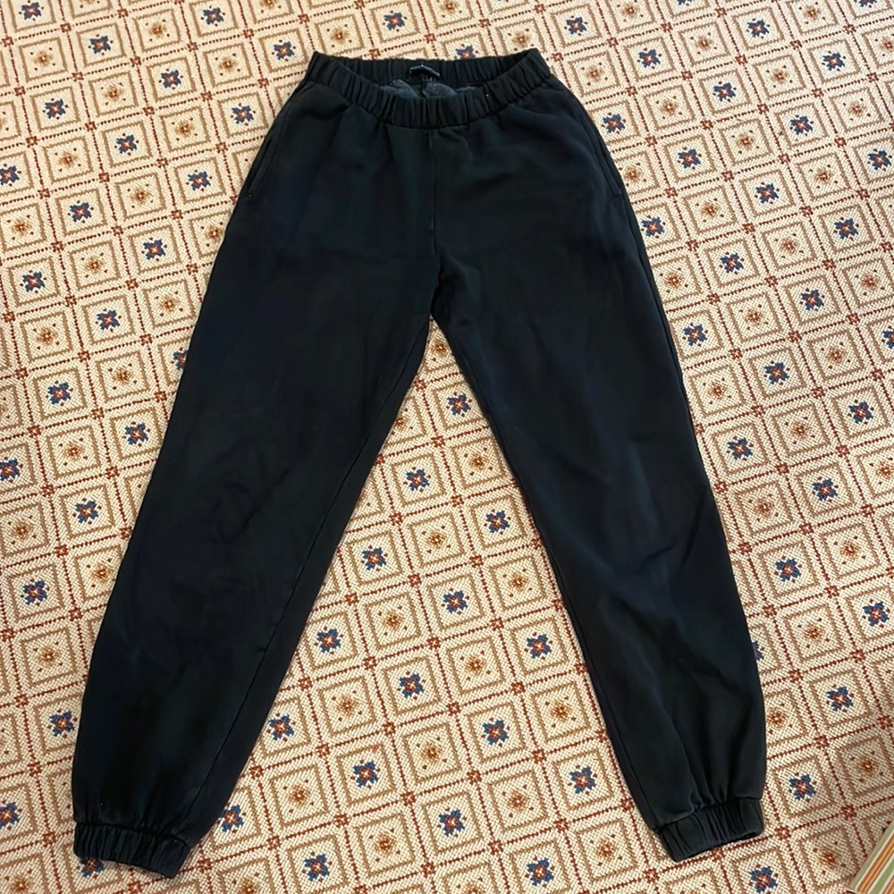 Black Brandy Melville sweatpants